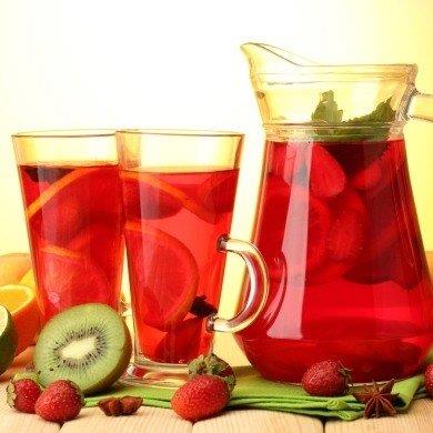 Meyve sular     Hazr meyve sularnda, zerinde meyve suyu yazmasna ramen, bu aslnda aromal ekerli su anlam tar.     Eer meyve suyu imek istiyorsanz, kendiniz hazrlamalsnz ancak onun da kalorisi olduunu bilin.