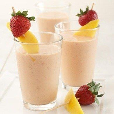 Tatl iecekler     Smoothies trnde iecekler yakn zamanda hayatmza girdi. Evet, sebze ve meyve ieriinden oluuyor gibi grnyor.     Kalorisi ok yksek olan bu iecekleri ok nadir tketebilirsiniz ancak bunun bir kaamak olduunu bilin. Dzenli itiinizde ise, pantolon kemerini amanz gerekecektir.