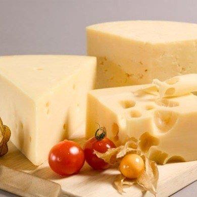 Tm yal peynirler     St rnleri salkldr ancak gnlk alm miktarnz iyi belirleyin. Bir oturuta birka porsiyon peynir tketmeyin.     Yal peynirler yerine yasz olanlara veya az yal olanlara ynelirseniz, yediinizin kalorisi abartl olmaz.