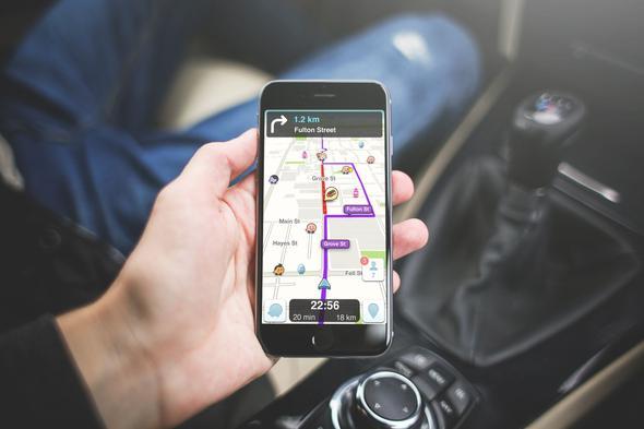 Waze:    Trafik ve navigasyon uygulamas Waze, zellikle trafiin youn olduu blgelerde yaayanlar iin ileri ok kolaylatryor.