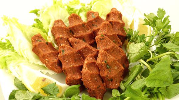 ster etli ister etsiz, i kfte denince akan sular durur! Alk krizlerini durduran, mideye enlik veren bir lezzettir kendisi. "i kfte bir tutkudur!" diyenler iin, stanbul'da en iyi i kfteyi tadabileceiniz 9 adresi derledik...