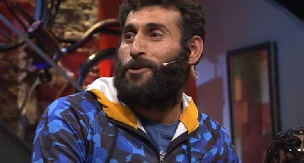 Bu szler zerine Cumali Akg "Herkes Survivor' seviyor ama ben oraya am. Benim ocuklar televizyon izleyince 'Acun Bey' demiyorlar. 'Baba abin' kt diyorlar" dedi.