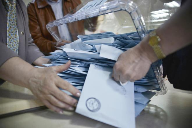 16 Nisan Referandum sonularn doruya en yakn tahmin eden irketlerden biri olan Optimar Aratrma'nn 26 ilde 1547 kiiyle yapt bir anket...