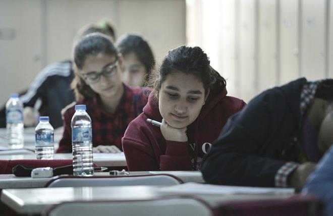 Snavn Cumartesi mi yoksa Pazar gn m yaplaca konusunda net bir aklama yaplm deil.