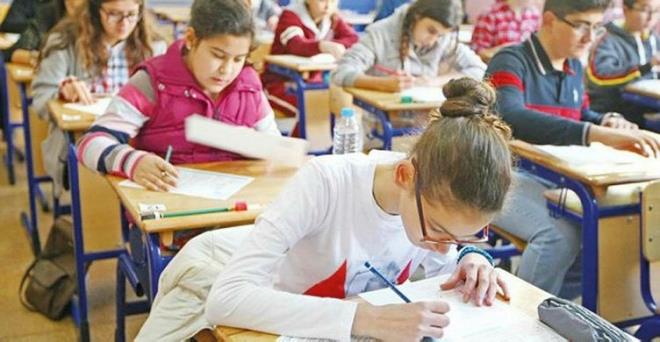 *SINAV SONULARI NE ZAMAN AIKLANACAK?<p>    Snava girecek ve girmeyecek rencilerin de yerletirme duyurusu ayn anda yaplacak.