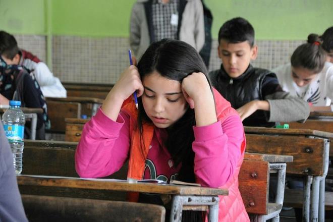 *SORULAR NASIL OLACAK?<p>    6, 7 ve 8. snf mfredatndan sorular hazrlanacak. Sadece 8. snf mfredatndan sorular sorulacak iddialar doru kmad.