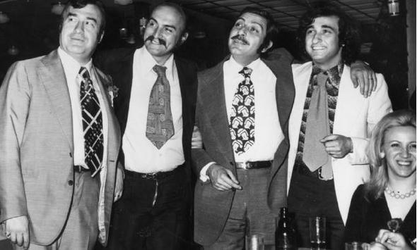 Trk komedi dnyasnn  nl komedyeni ile bir nl sunucusu ayn kutlamada bir araya gelince, ortaya bu tarihi fotoraf kt (1970&#8217;lerin sonu).