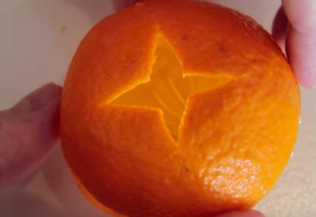 Hazrlam olduunuz tepe ksmn da kapatarak yanan kabuun zerine yerletirin.