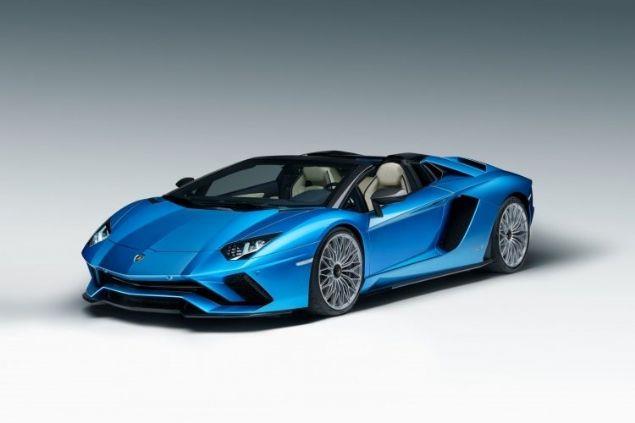 Lamborghini Aventador S Roadster--    k tarihi: 2018 balar