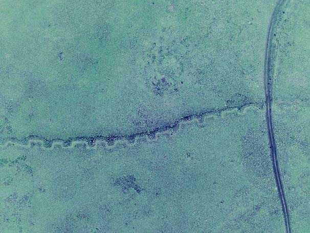 Kurtulu savann izleri ehrin merkezinde bulundu  <p>  Kurtulu Sava&#8217;na ait Trk siperlerine ulatnda duyduu heyecan paylaan Ayday, &#8220;Uzaktan alglama uydu verileri ile iin iine biraz daha detayl girdiimde, grdklerim beni ok heyecanlandrd.