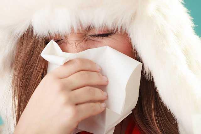 BA�I�IKLI�I G��LEND�R�R<p>    Hastal�klardan korunmak istiyorsan�z ba����kl�k sisteminizin yeterince g��l� olmas� gerekiyor. Ba����kl�k sisteminizi g��lendirmek istiyorsan�z �are s�zme yo�urt. ��inde canl� k�lt�rler bulunan s�zme yo�urt, v�cudunuzu g��lendirerek zararl� mikroorganizmalarla sava�maya yard�mc� olur.(Milliyet)