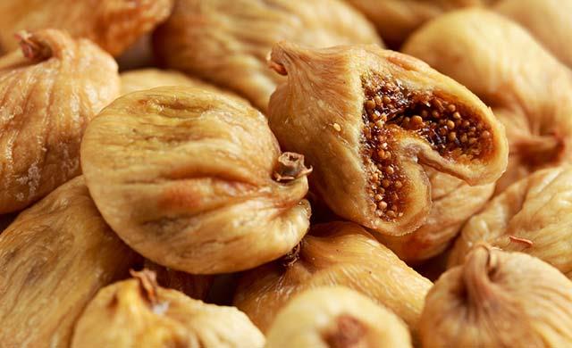 ncirin ierisinde yer alan kalsiyum ve fosforla kemik ve dilerin oluumu ile salklarn garantiler.