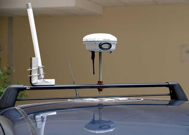 Karaca'nn iddial konumasnn nedeni T Maslak Kamps iinde yllardr AR-GE almalarn srdren ve elektrikli otomobil retiminde byk mesafeler kat eden Derindere Motorlu Aralar (DMA) irketine ev sahiplii yapmalar.