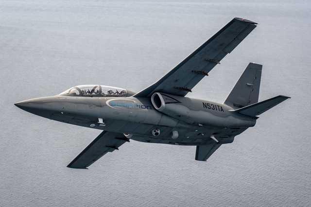 ABD&#8217;li Northop tarafndan 1961-1972 yllar arasnda retilen ve THK tarafndan da kullanlan jet motorlu eitim ua T-38&#8217;ler, 21&#8217;inci yzyl teknolojisine ayak uydurabilmeleri iin aralarnda Trkiye&#8217;nin de bulunduu baz kullanc lkeler tarafndan modernize edilmiti.