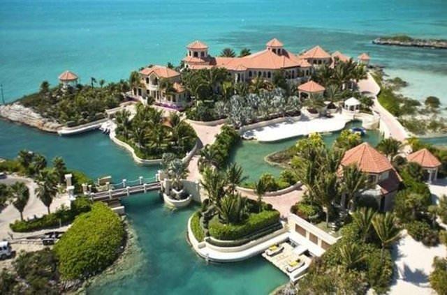 Faroe Adalar-    49.117