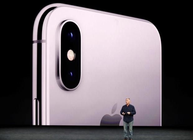 iPhone 8 Plus: 1299 dolar (Avustralya)