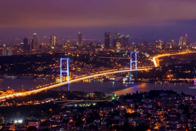 Kentleme: Toplumda krsal kesimden byk ehre g de diyabete zemin hazrlyor. nk krsal kesimde yksek olan fiziksel aktivite dzeyleri ve salkl beslenme alkanlklar ehrin modern kargaas iinde kayboluyor, bu da obezite ve diyabet eilimini artryor.