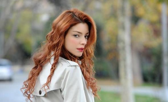 Murat Dalkl ile evli olan oyuncu bir sredir ekrandan uzak.