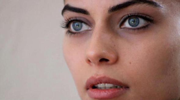 1989 doumlu olan Hindistan, 1,70 cm boyunda.