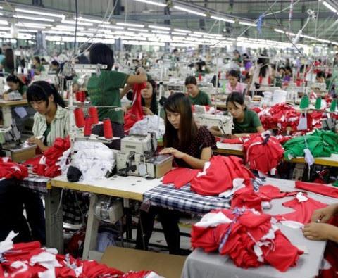 rnein yatrmclar bir irketin salad i artlarnn insancl hale gelmesi gerektiini dnyorsa, bu profesyoneller tm retim srelerinde grlen alma artlarn gzlemleyecek.