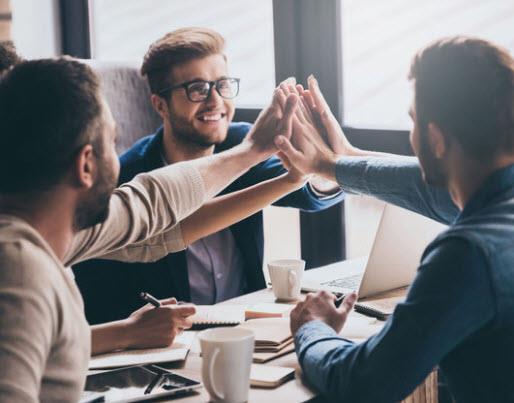 Genetik eitlilik mdr, bir i yerinde genetik olarak iyiletirilmi insanlarla, bu ileme uramayan sradan alanlarn dengesini salayacak.