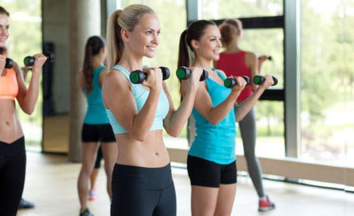 Obezite ve salksz yaam tarzlar modern insan topluluunu tehdit eden ciddi salk sorunlar. Fitbit ve benzeri akll bileklikler kullanclarnn zindelik verilerini lebilseler de, onlar daha salkl yaamaya zorlayamyorlar.