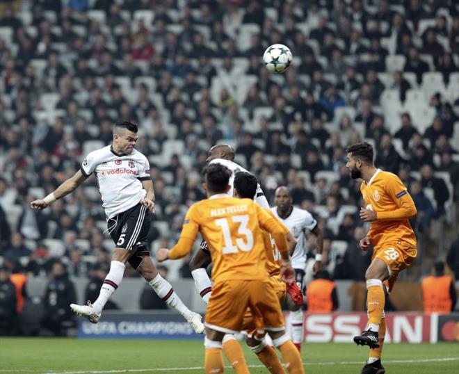 Felipe ile ne geen Porto'ya Beikta, Talisca ile karlk verdi: 1-1.