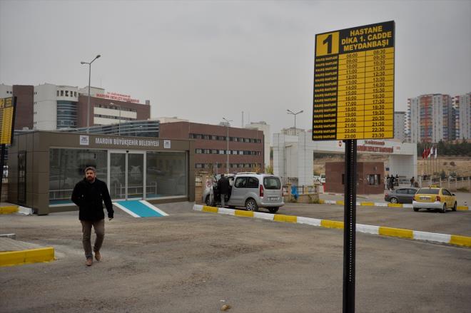 21 metrekare kapal alandan oluacak duraklarda klima, internet balants, kitap ve televizyon bulunacak.