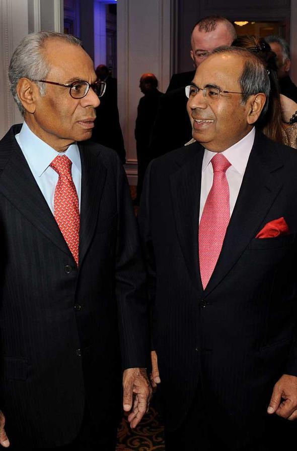 <p>8)      Hinduja Ailesi / NGLTERE</p>  <p> </p>  <p>     18.4 milyar dolar</p>  <p> </p>  <p>        eitli sektrler</p>