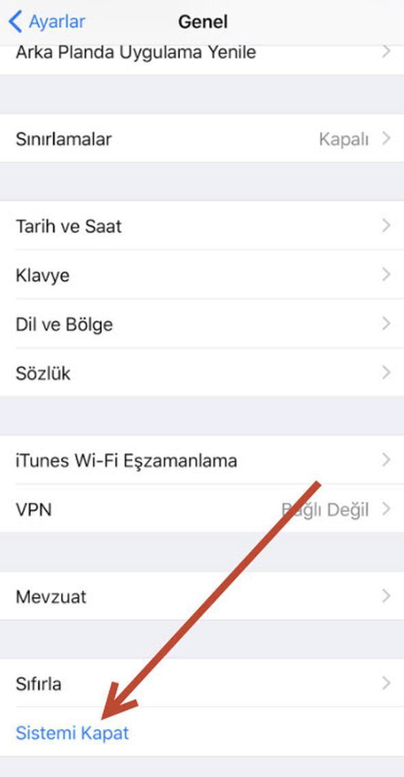 Ayarlar>Genel ksmna girip en altta Sistemi Kapat seeneine dokunanlar telefonlarn kapatabilecek. Pek ok kiinin bundan haberi yok.