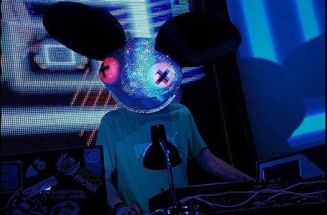 Yksek yaam standartlarnn zorland blge iin Beverly Hills ayarnda diyebiliriz.