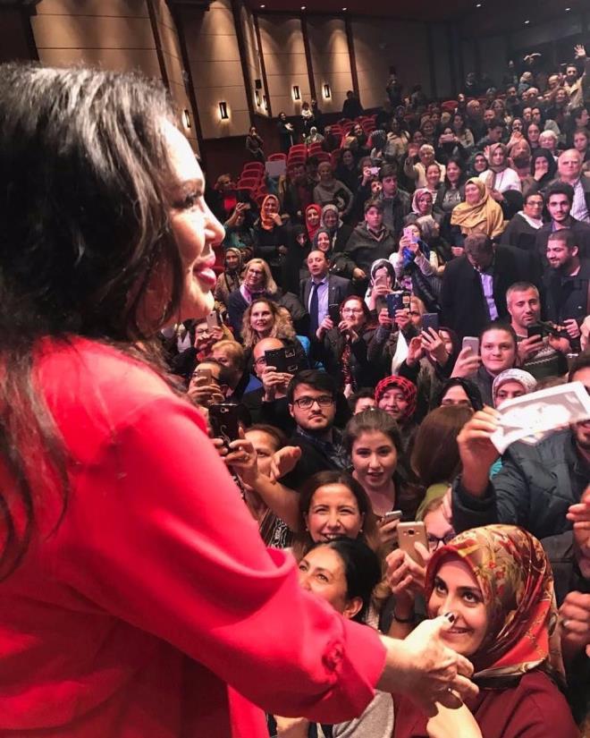 Trkan oray<p>    "Cuma gecesi skdar&#8217;daki katldm syleide youn duygusallk yaadm anlar..."