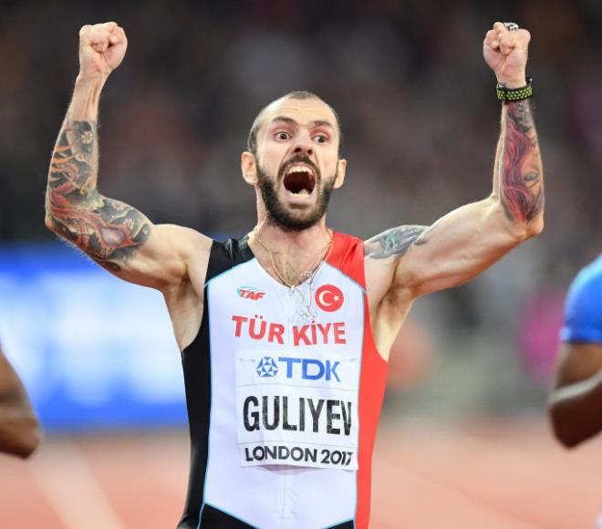 Dnya Atletizm ampiyonas erkekler 200 metre final turunda yaran milli atlet Ramil Guliyev altn madalyann sahibi oldu. Mustafa Yaln