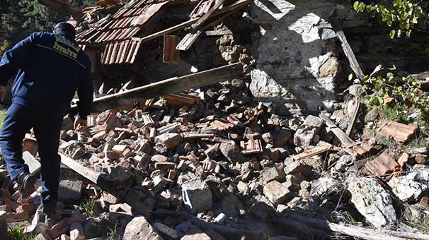 Depremler Twitter&#8217;a da yansd