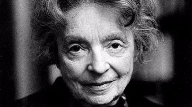 NELLY SACHS<p>      Eserlerinde savan insan zerindeki tahribatn konu alan yazar 1966 Nobel Edebiyat dln kazand.