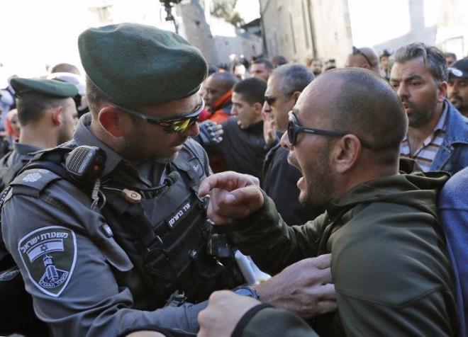 Grg tanklarndan alnan bilgiye gre, Yahudi yerleimciler cuma namaz sonras Havvara-Beyta kavan kapatt.