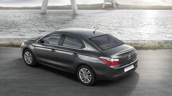 C-Elysee, C4 Cactus ve C4 Picasso modellerinde ayrca 2 bin liralk takas indirimi salanyor.<p>      Citroen Berlingo Combi ve Berlingo Maxi Panelvan modellerinde ise 30 bin liraya 20 ay yzde sfr faizli kredi ve 2 bin lira takas indirimi sunuyor.