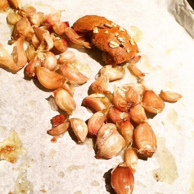 Bu ilk 6 saat iinde depolanan vcut yann yaklmaya balamas da sarmsan en sevdiimiz zelliklerinden oluyor.