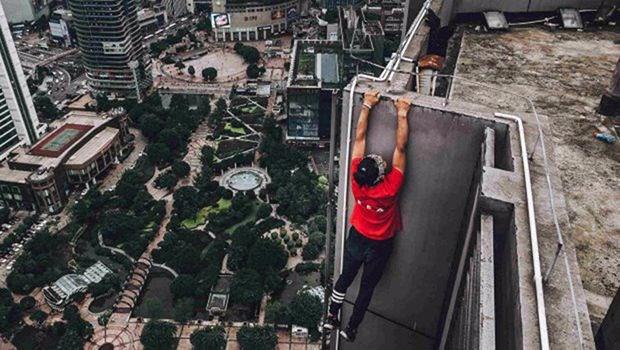 in medyasnda yer alan habere gre, akrobatn 8 Kasm&#8217;daki gsteri srasnda ld kz arkada tarafndan teyit edildi.