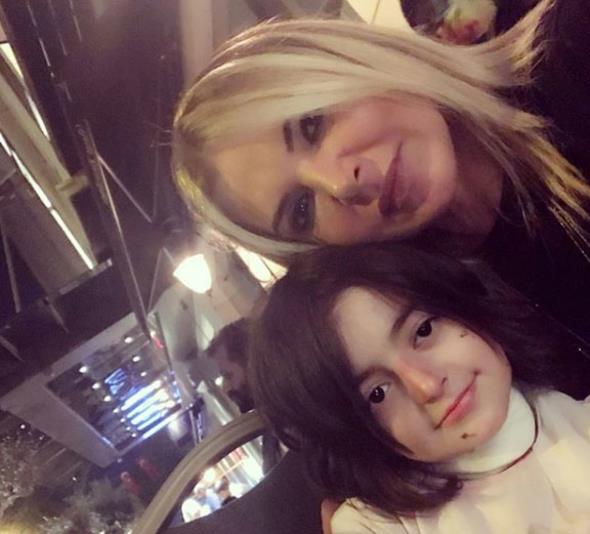 Uras, hem yardma ihtiyac olanlara hem de yardm edebileceklere Instagram sayfas araclyla ulayor.