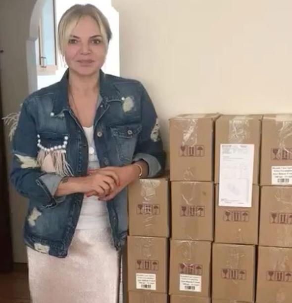 Uras, bu genetik hastalk hakknda toplumu bilinlendirmek ve ayn zamanda hastaln penesine den miniklerin haya kalitesini ykseltmek iin elinden geleni yapyor.