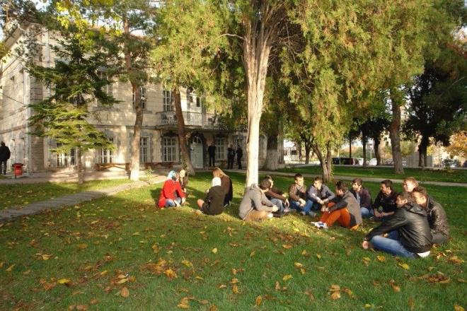 AMASYA NVERSTES  <p>      Snf retmenlii Tezsiz Yksek Lisans Program<p>      retim Teknolojileri Tezsiz Yksek Lisans Program    <p>  Yenilenebilir Enerji ve Uygulamalar Tezsiz Yksek Lisans Program