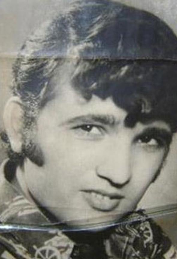 In'n trajedisi aslnda yllar nce balad. Olu Finlandiya'ya kz da Almanya'ya yerleen In einden de ayrlnca bunalma girdi. Ekonomik durumu da ktye giden In 2005 knda sokakta donmak zereyken bulundu.