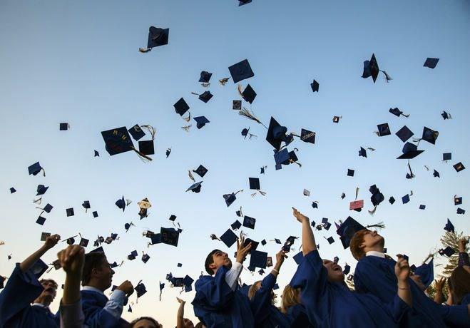 LSANS PROGRAMLARINI TERCH EDEBLMEK N GEREKL BARAJ PUANI NASIL HESAPLANIR?  <br>  Szel Puan: [Temel Yeterlilik Testi %40] + [(Trk Dili ve Edebiyat Sosyal Bilimler-1 Testi (%50) + Sosyal Bilimler-2 Testi (%50)) %60]    Saysal Puan: [Temel Yeterlilik Testi %40] + [(Matematik Testi (%50) + Fen Bilimleri Testi (%50)) %60]    Eit Arlk Puan: [Temel Yeterlilik Testi %40] + [(Trk Dili ve Edebiyat - Sosyal Bilimler-1 Testi (%50) + Matematik Testi (%50)) %60] Dil Puan: [Temel Yeterlilik Testi %40] + [Yabanc Dil Testi %60]