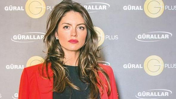 9- Dilara Altnkl Kutmangil (31), Altnmarka irketler Grubu YK yesi Detay Gda CEO&#8217;su  <p>    Kakao, endstriyel ve bitmi ikolata, kahve ve gda perakendecilii gibi sektrlerde faaliyet gsteren Altnmarka Grubu&#8217;nun baarl ikinci kuak temsilcisi Altnkl, 2009'da grup irketlerinden Detay Gda&#8217;nn ynetimini devrald. Yaklak 16 milyon TL ile devrald Detay Gda&#8217;y, bugn ikolata ve kahve ile birlikte 500 milyon TL ile zel marka sektrnn lideri haline getirdi.