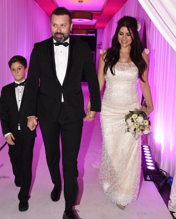 Aranjr Alper Atakan ve Sper FM Radyo Mdr Duygu zkan Baltaliman Portaxe&#8217;te evlendi. Dne mzik dnyasnn nl isimleri katld.