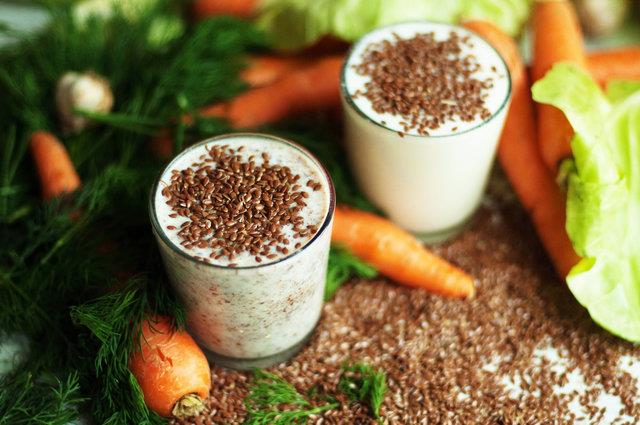 KEFR  <p>    Kefir, hele de mikroplarn kol gezdii bugnlerde vcut direncini artrmada birebir. Son yllarda yaplan tm almalar, dzenli tketildiinde kefirin st solunum yolu enfeksiyonlarna kar koruyucu olduunu ortaya koyuyor.