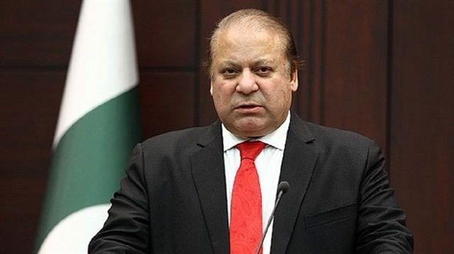 <p><b>28 TEMMUZ</b></p>    <p>- Pakistan'da Babakan Navaz erif, aile yelerinden bazlarnn Panama belgeleriyle ortaya kan yolsuzluk iddialarna kart gerekesiyle Anayasa Mahkemesi tarafndan grevden uzaklatrld ve siyasetten mr boyu men edildi.</p>  <p>  - Yemen topraklarndan Suudi Arabistan'n Mekke blgesine atlan balistik fze, hava savunma sistemleri tarafndan imha edildi.</p>    <p>- Kuzey Kore, uluslararas balistik fze denemesi yapt. Mupyong-ni&#8217;den frlatlan fze, Japon Denizi&#8217;ne dmeden nce bin kilometre utu.</p>