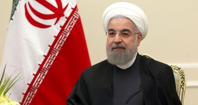 <p><b>19 MAYIS</b></p>    <p>- ran'da Hasan Ruhani, oylarn yzde 57&#8217;sini alarak ikinci kez cumhurbakan seildi.</p>  <p>  - Bosna Hersek Mahkemesi, 1992-1995 yllar arasnda yaanan savata, lkenin kuzeybatsndaki Sanski Most ehrinde "sivil halka ynelik sava suu iledikleri" gerekesiyle  eski Srp askere toplam 32 yl hapis cezas verdi.</p>