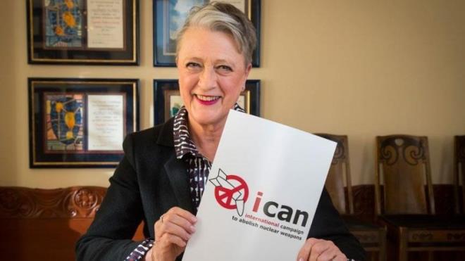 <p><b>6 EKM</b></p>    <p>- Nobel Bar dl'n, Nkleer Silahlarn mha Edilmesi Kampanyas (ICAN) kazand.</p>  <p>  - Orta Amerika'da etkili olan tropikal frtna Nate, blge lkelerinde 45 kiinin lmne neden oldu. </p>  <p>  - ABD ynetimi, Sudan'a 20 yldr uygulad ekonomik yaptrmlar kaldrd.</p>